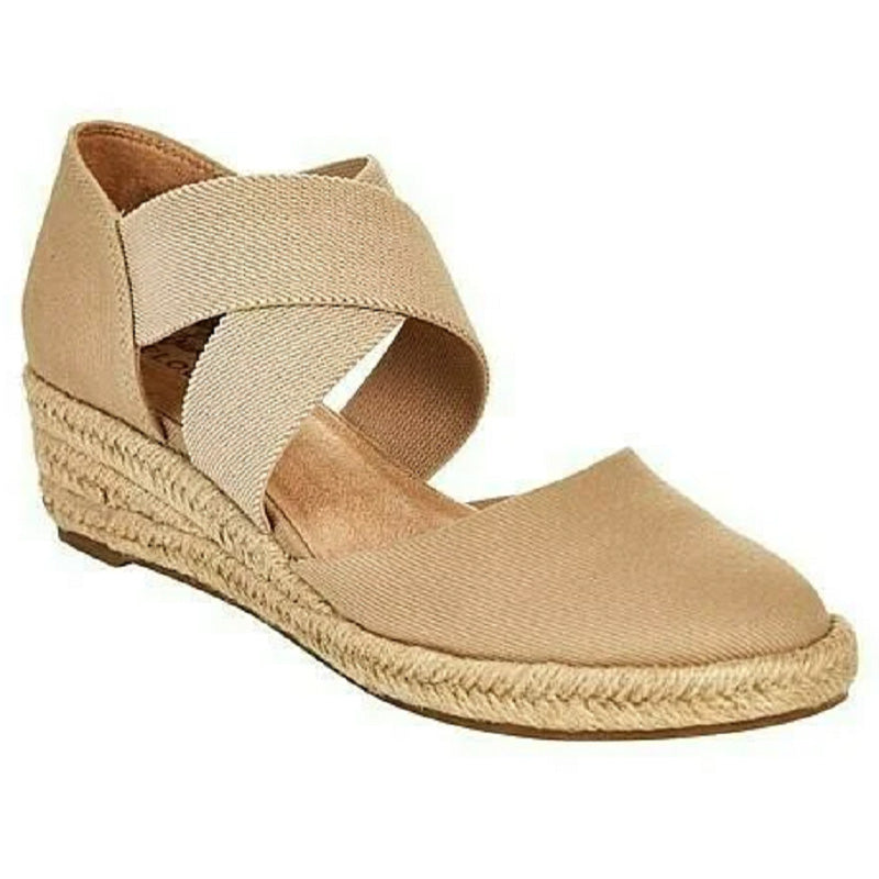 Women’s espadrille flats with crossed straps and non-slip sole