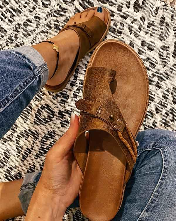 Women’s sandals with open toe and minimal straps