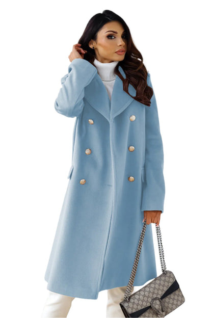 Women’s coat with double-breasted front and wide lapels