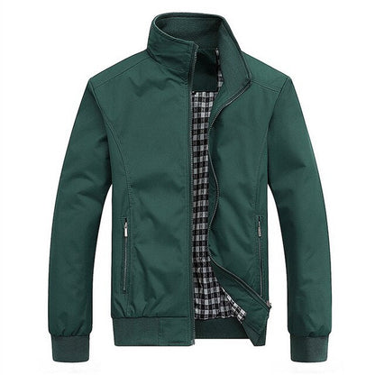 Men’s jacket with pointed collar and tailored fit
