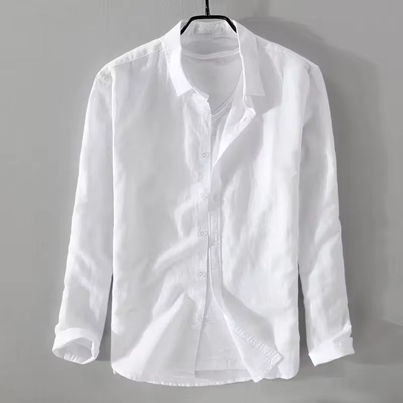 Men’s shirt with long sleeves and loose fit
